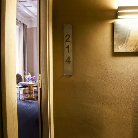 Corso 12 Bed & Breakfast 3*