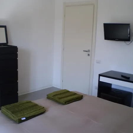 Gallia House 2*
