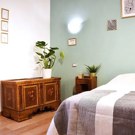Studio Via Dell'archetto Apartment *