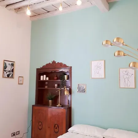 Studio Via Dell'archetto Apartment *
