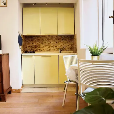 Apartment Studio Via Dell'archetto Rome