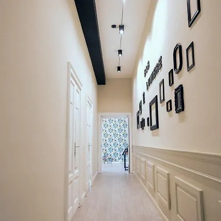 Lumiere Bed & Breakfast 2*