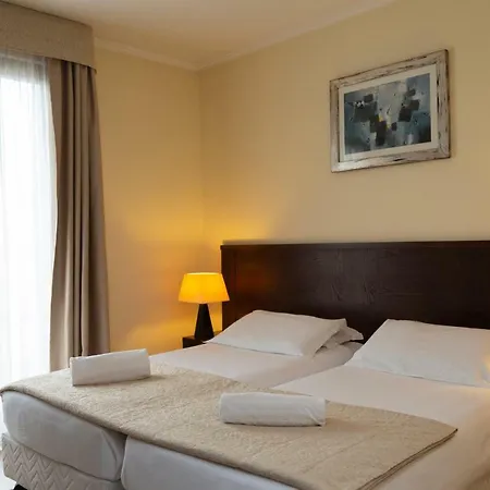 Ih La Mela Hotel 4*