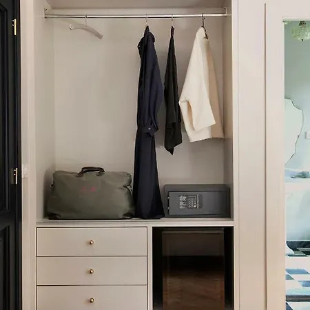 Santa Monica Townhouse Guest house Rome