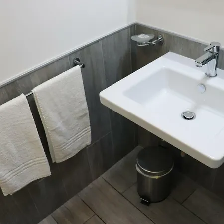 Etruska Porta Pia Guest house 2*