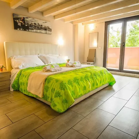 Modern Loft דירה