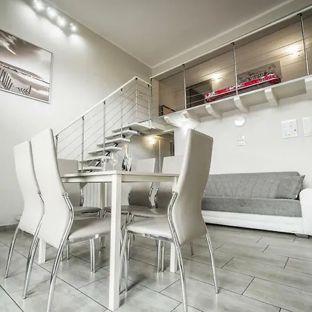 Modern Loft *