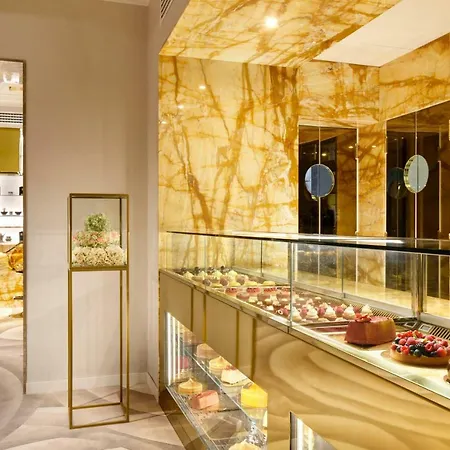 Hotel The First Dolce - Preferred & Rome