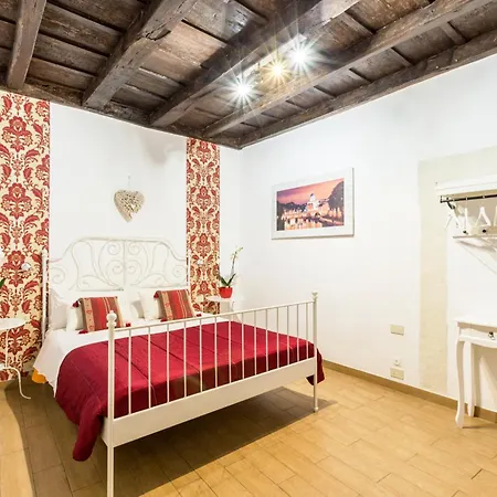 Ghetto Apartment *