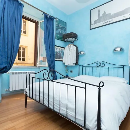 Bed & Breakfast Domusamor Colosseo Roma