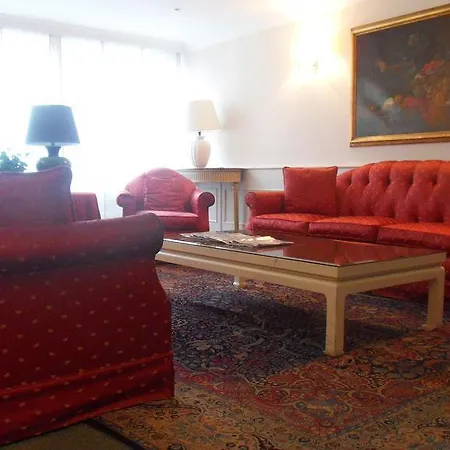 Sacconi Aparthotel
