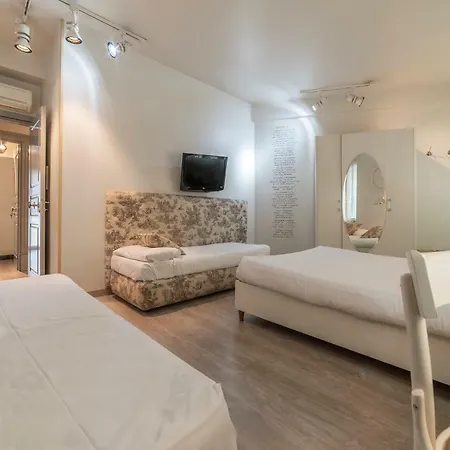 Penzion Nina Casetta De Trastevere Řím