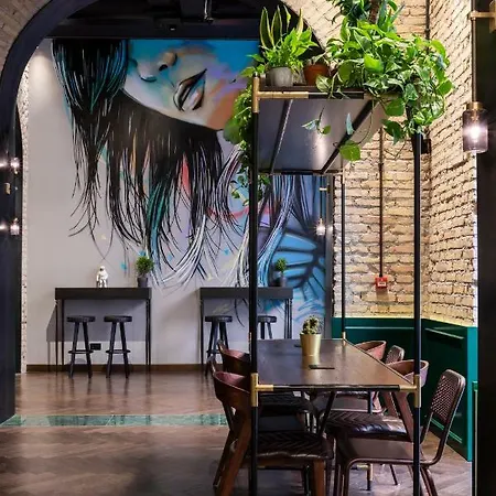 Chapter Hotel 4*