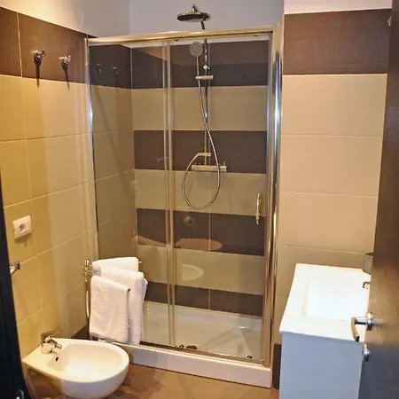 Dea Guest house 2*