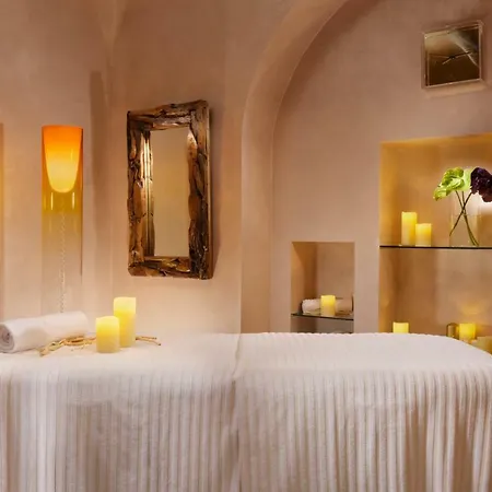 Leon's Place In Hotel Rome
