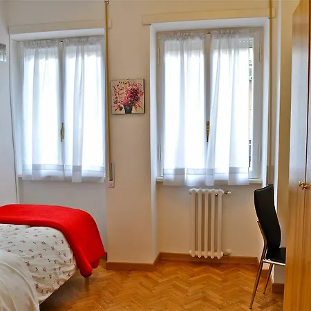 Aurelia 429 Fine Town House 2*