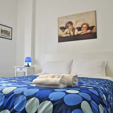 Aurelia 429 Fine Town House 2*