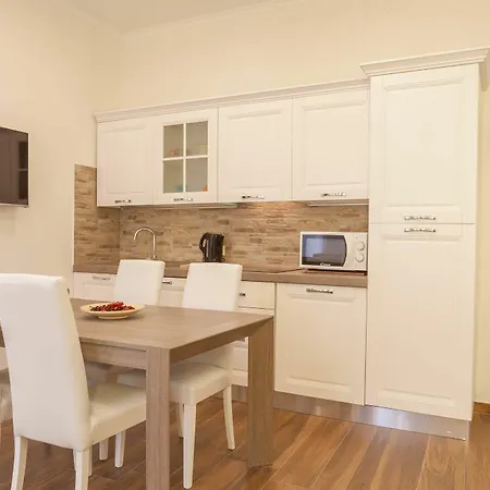 Donna Margherita Suite&rooms Affittacamere