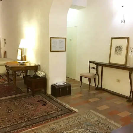 Vicolo Del Lupo 3* Rome
