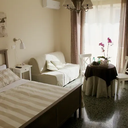 Bed & Breakfast La Casa In Prati Rome