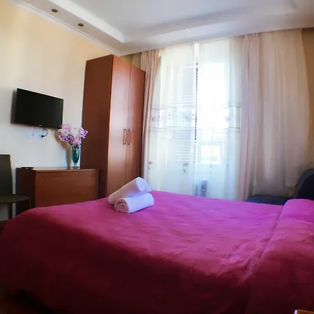 Zhihua Guest house 2*