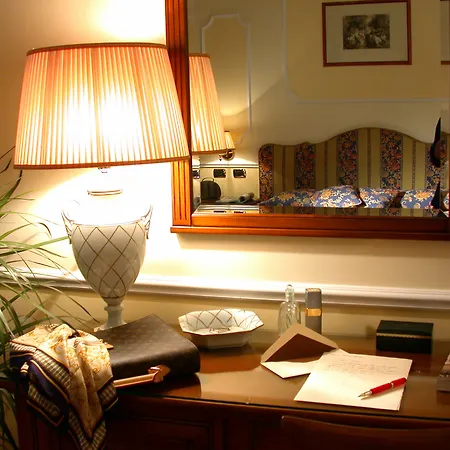 Hotel Residenza Cellini 3*
