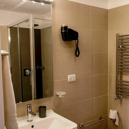No 9 Colosseo Hotel