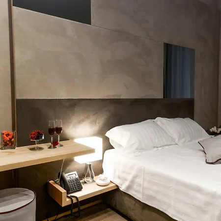 Guest house Sun Luxury Pantheon 3*