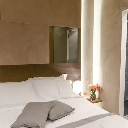 Sun Luxury Pantheon 3* Rome