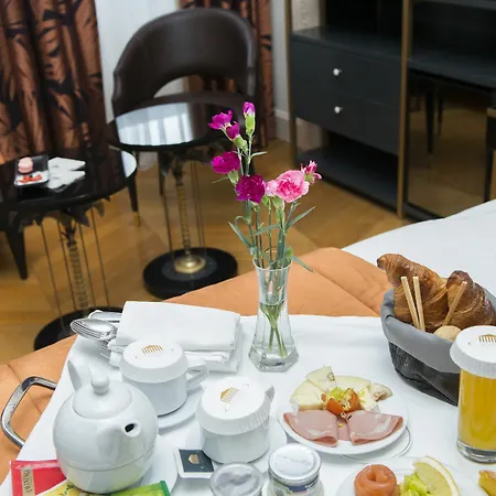 Torre Argentina Relais - Residenze Di Charme Guest house 3*