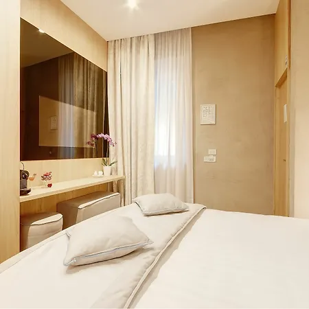 Sun Luxury Pantheon 3* Rome