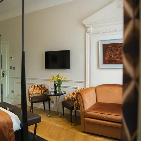 Torre Argentina Relais - Residenze Di Charme Guest house Rome