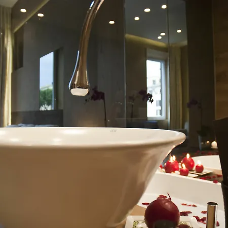 Sun Luxury Pantheon Guest house