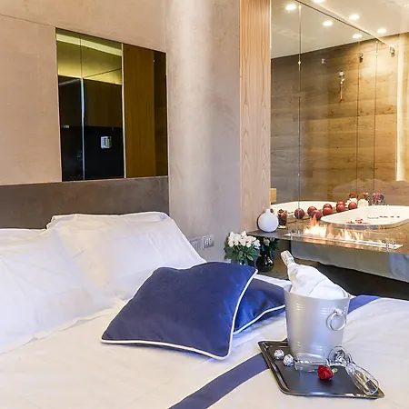 Guest house Sun Luxury Pantheon 3*