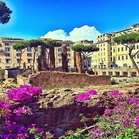Sun Luxury Pantheon Rome