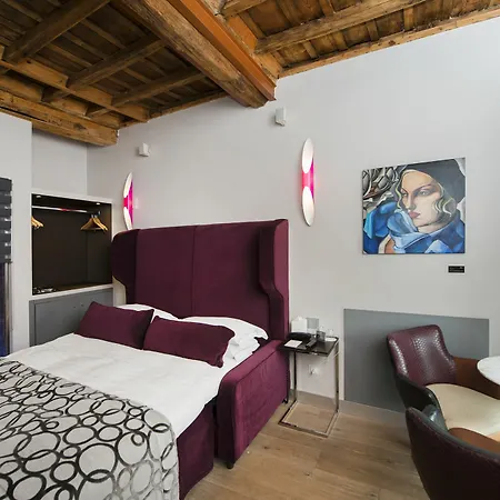Torre Argentina Relais - Residenze Di Charme Guest house 3*