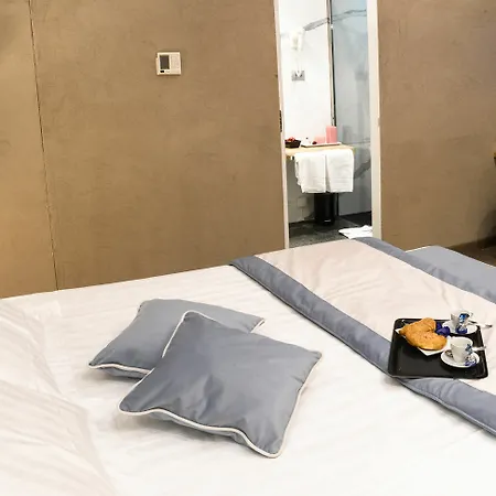 Sun Luxury Pantheon 3*
