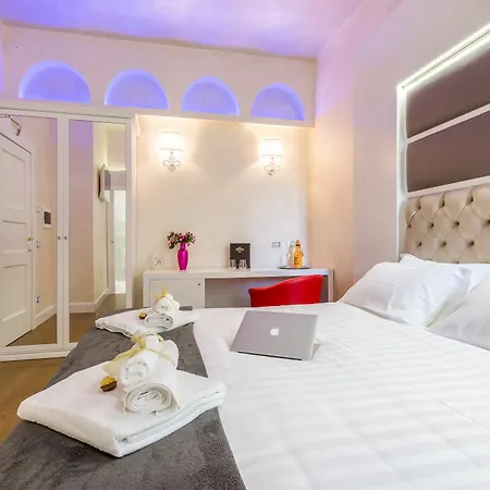 Luxury Piazza Venezia 3*