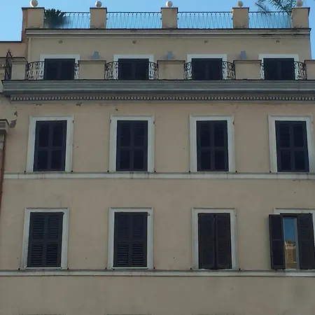 호텔 Luxury Piazza Venezia 3*