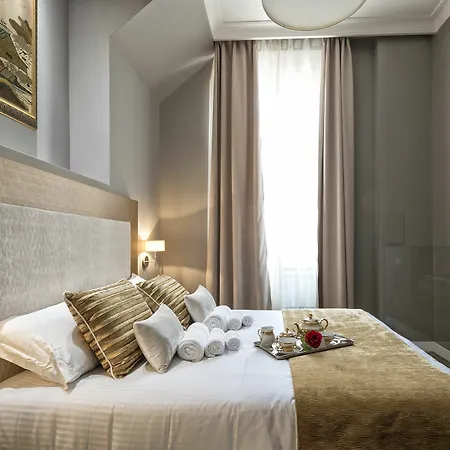 Lea Luxury Pensión Roma