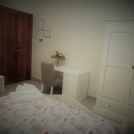 325 Ai Fori Guest house