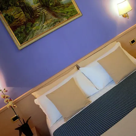Citta Eterna Hotel