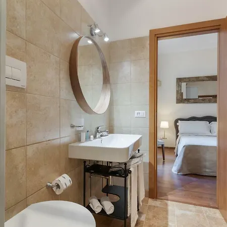 Vatican Domus Smart Guest house *