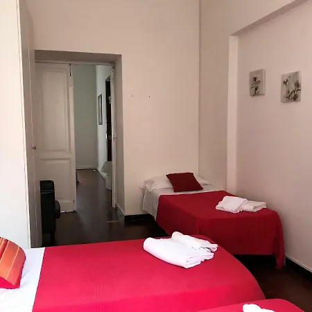 Lägenhetshotell Boarding House International *
