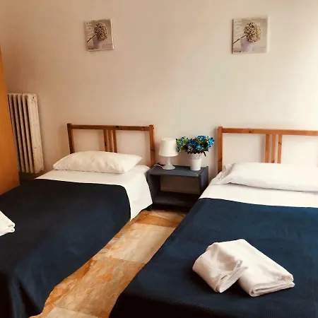 Lägenhetshotell Boarding House International
