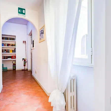 Al Centro Di Rome