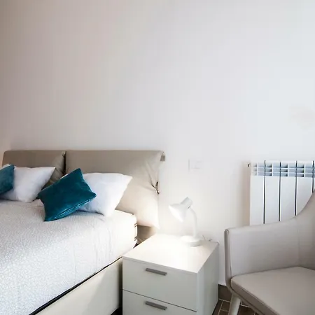 Fonte Laurentina Apartment