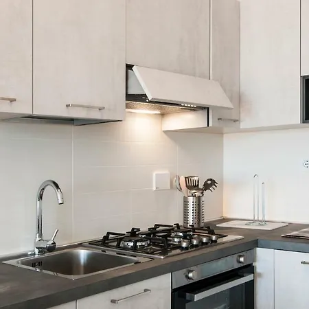 Apartment Fonte Laurentina Rome