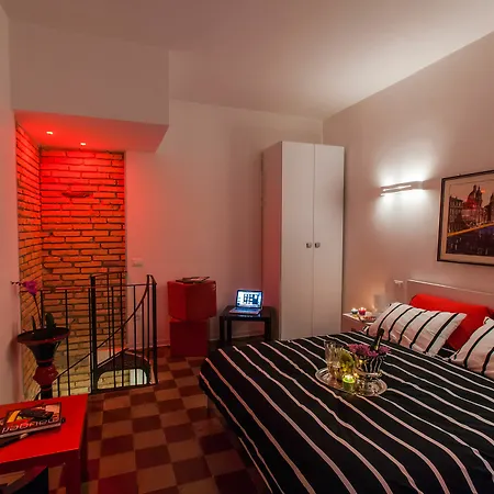 Apartment Chroma Italy - Chroma Trastevere