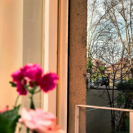 House Eden * Roma